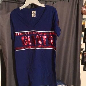 New York giants T-shirt